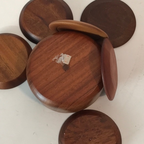 Unbranded Brown Hard Wood Coasters with Tabletop Container For Storage - Picture 8 of 10